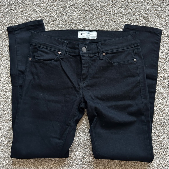 Free People Ankle Cropped Skinny Jean (Low Rise) - Picture 2 of 4